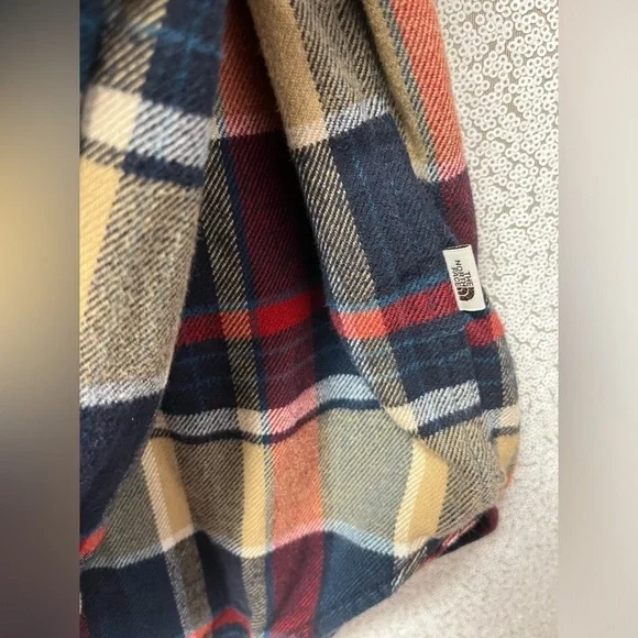 THE NORTH FACE Arroyo Long Sleeve Flannel Shirt | size XL - Picture 2 of 7